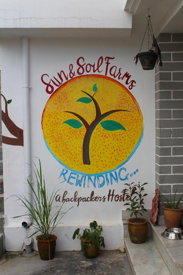 Sun N Soil Backpacker Hostel Lachhiwala Экстерьер фото